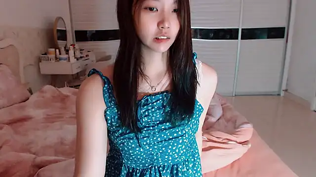 -Lucky Girl online show from 05/21/26, 01:45