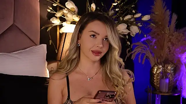 Snapshot of KatyaBelle chatting on 09/08/25, 07:46 KatyaBelle online show from 09/08/25, 07:46