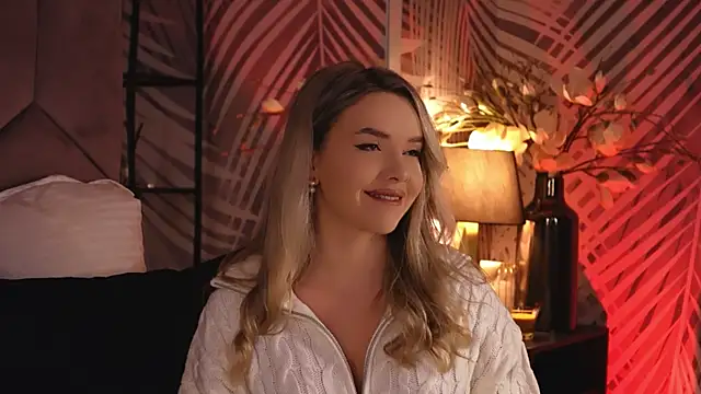 Snapshot of KatyaBelle chatting on 11/22/25, 08:19 KatyaBelle online show from 11/22/25, 08:19