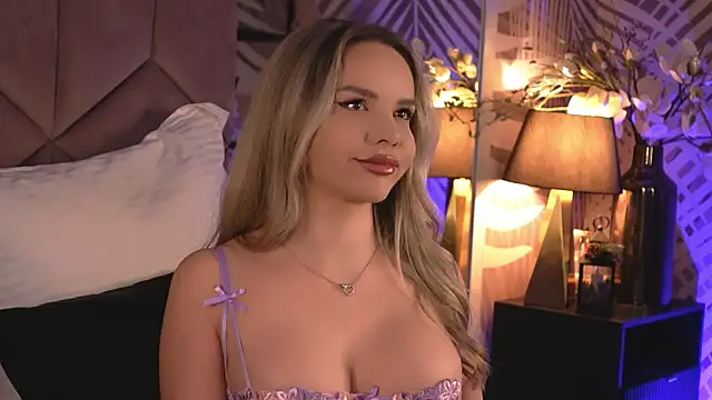 Snapshot of KatyaBelle chatting on 02/06/26, 08:12 KatyaBelle online show from 02/06/26, 08:12