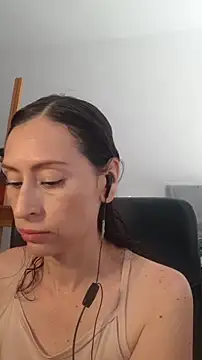 AliceRossi online show from 11/05/25, 03:56