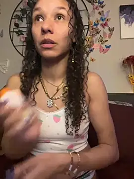  Neeka  online show from 12/01/25, 04:06