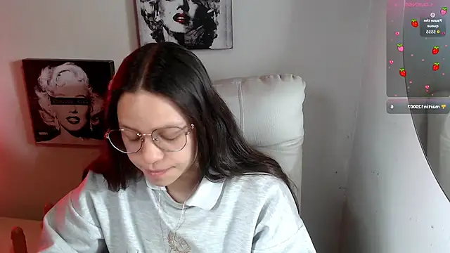 SamanthaRoldaan online show from 11/06/25, 04:08