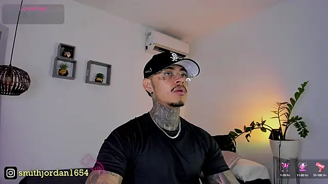 JordanSmiith  online show from 03/05/25, 09:26