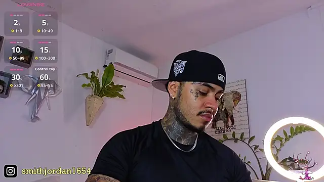 JordanSmiith  online show from 10/06/25, 08:39