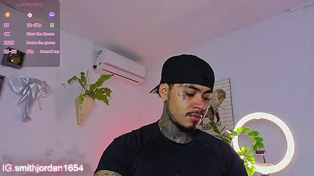 JordanSmiith  online show from 11/14/25, 09:13