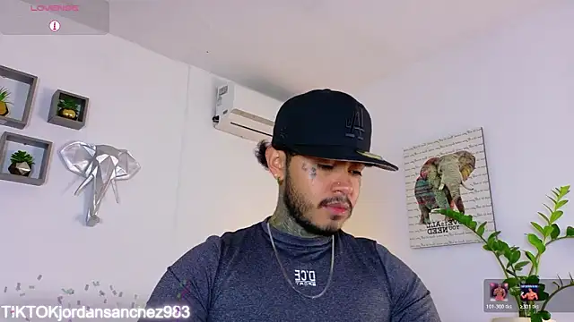 Snapshot of JordanSmiith_ chatting on 02/06/26, 08:23 JordanSmiith online show from 02/06/26, 08:23