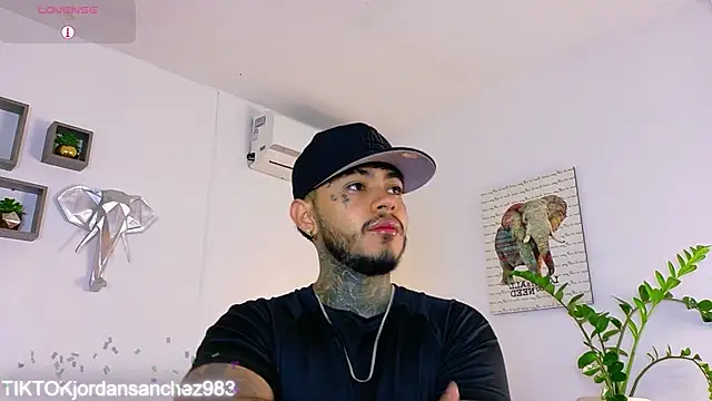 Snapshot of JordanSmiith_ chatting on 02/15/26, 02:25 JordanSmiith online show from 02/15/26, 02:25