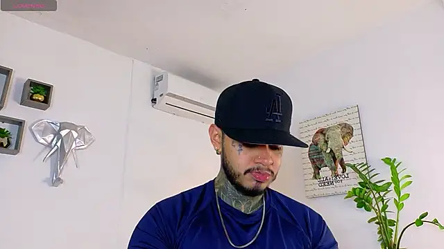 Snapshot of JordanSmiith_ chatting on 02/17/26, 08:37 JordanSmiith online show from 02/17/26, 08:37