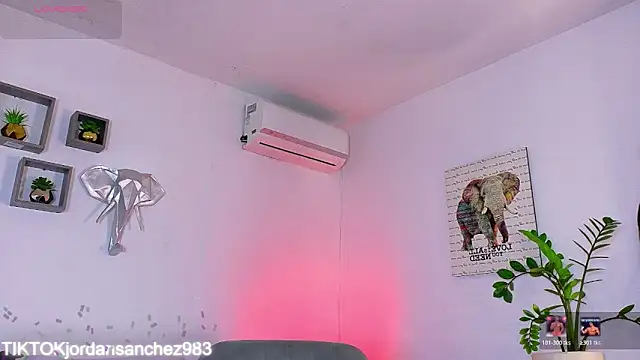 Snapshot of JordanSmiith_ chatting on 02/21/26, 08:10 JordanSmiith online show from 02/21/26, 08:10