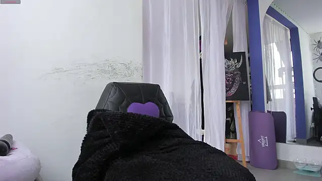 witchviolet online show from 03/09/25, 05:39