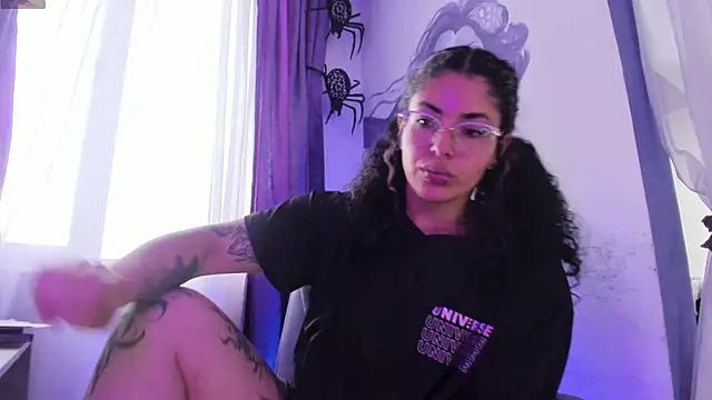 witchviolet online show from 11/23/25, 09:36