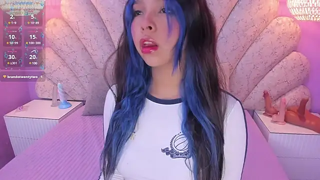 chloe watson  online show from 01/28/25, 10:12