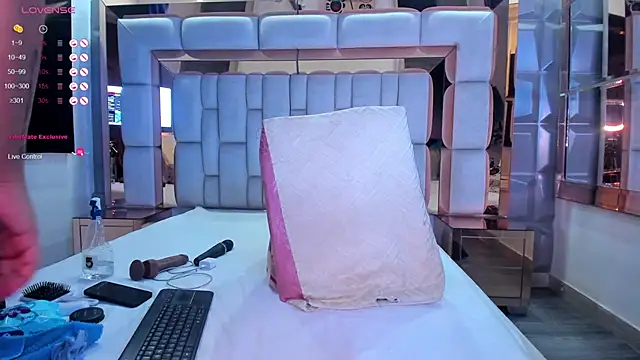 samantasm online show from 02/08/25, 09:13