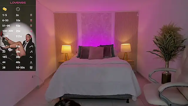 Antonella Grayy online show from 11/28/25, 11:02