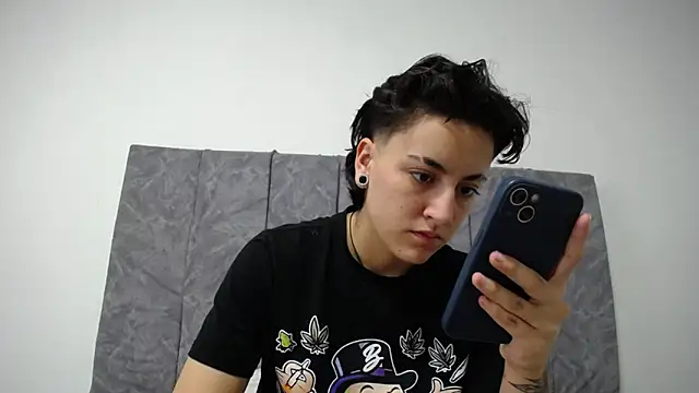 linda 33 online show from 01/11/26, 05:51