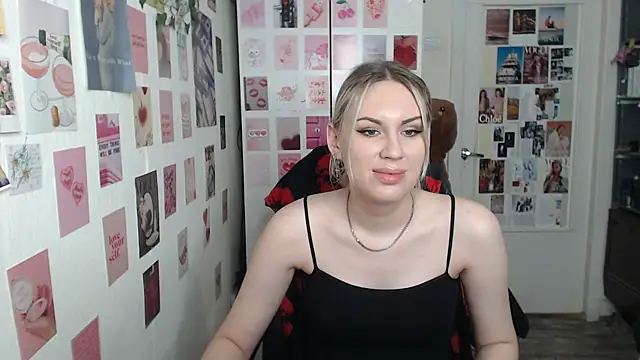 CapriScorpion online show from 02/13/25, 01:05