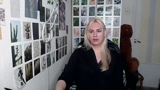 CapriScorpion online show from 11/20/25, 03:23