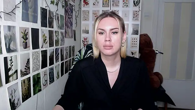 CapriScorpion online show from 02/17/26, 03:19