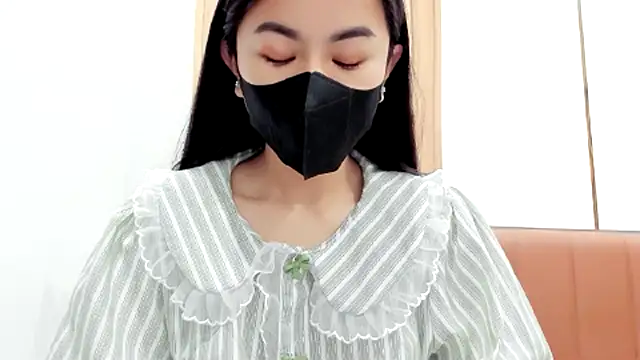 Lita-Julia online show from 02/17/25, 09:13