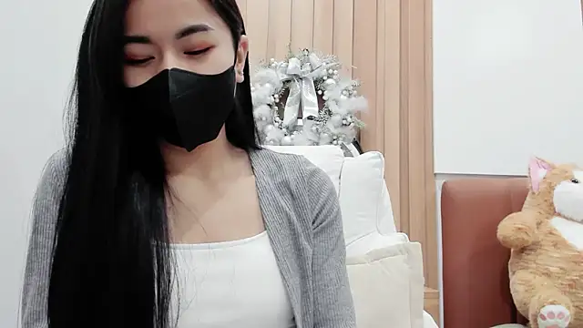 Lita-Julia online show from 02/17/25, 11:31