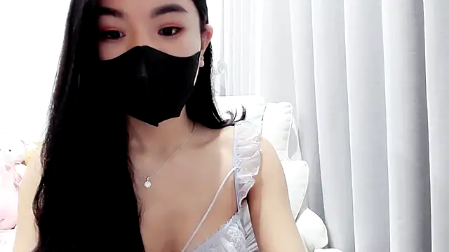 Lita-Julia online show from 10/12/25, 07:07