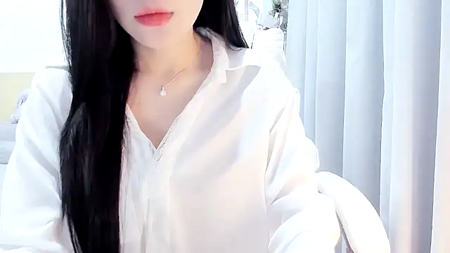Snapshot of Lita-Julia chatting on 07/22/26, 11:07 Lita-Julia online show from 07/22/26, 11:07