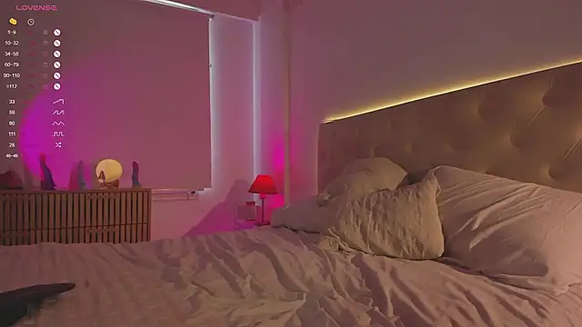 Snapshot of alaskavenom_ chatting on 02/24/26, 02:04 alaskavenom online show from 02/24/26, 02:04