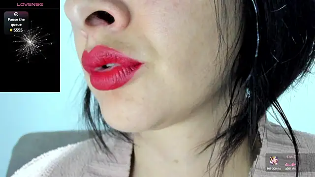 queen fetish online show from 02/14/25, 10:17