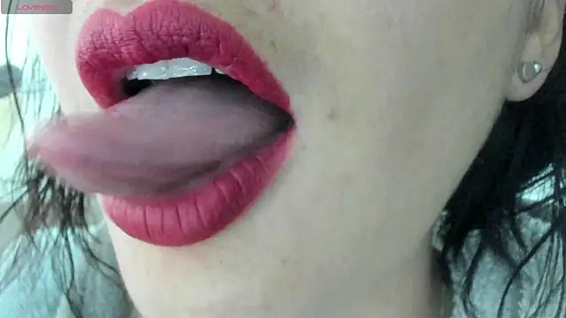 queen fetish online show from 03/04/25, 08:27