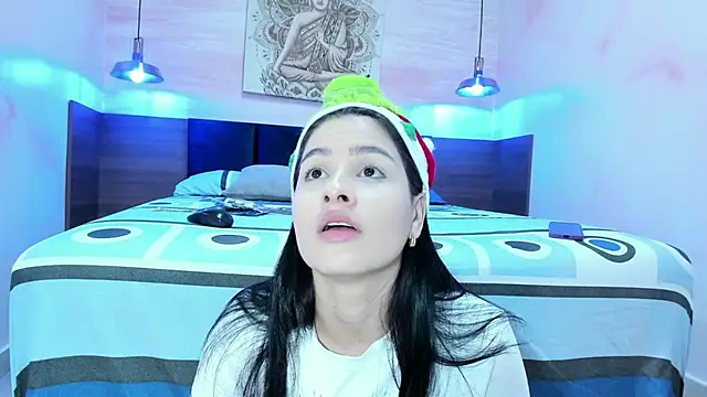 AnneDixie online show from 12/15/25, 03:11