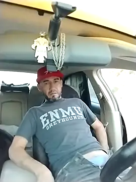 Snapshot of prettyboi6992 chatting on 10/09/25, 12:30 prettyboi6992 online show from 10/09/25, 12:30