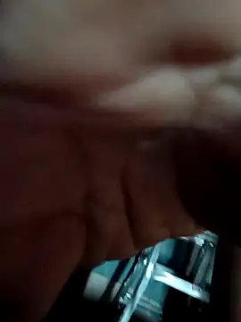 Snapshot of prettyboi6992 chatting on 02/08/26, 04:27 prettyboi6992 online show from 02/08/26, 04:27