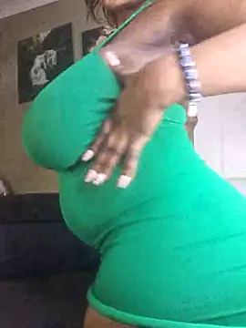 Bustygoddess32 online show from 03/15/25, 03:40