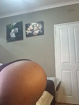 Bustygoddess32 online show from 03/16/25, 07:49