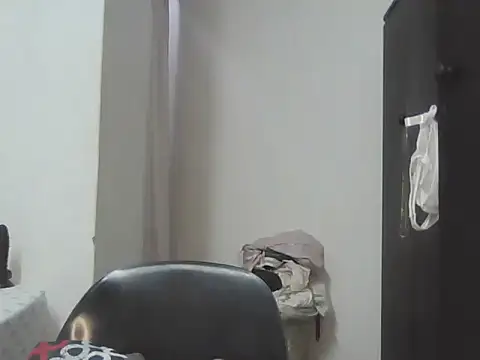 Sexxybella27 online show from 10/24/25, 09:33