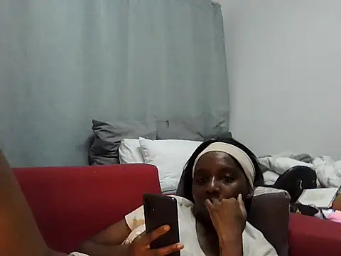 Sexxybella27 online show from 04/03/26, 02:09