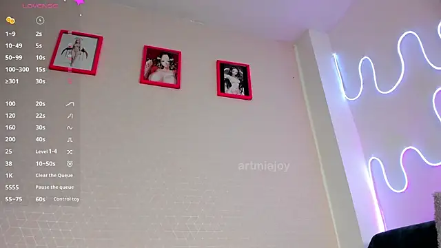 artmiaa online show from 01/08/26, 11:01