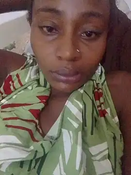 Snapshot of Naughtyy_xx chatting on 09/12/25, 10:15 Naughtyy xx online show from 09/12/25, 10:15