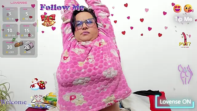 hazel 34 online show from 12/01/25, 08:41