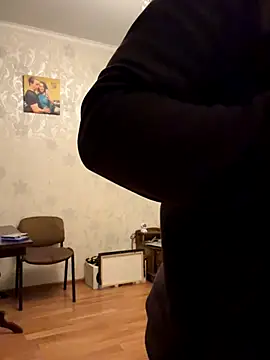 KristiDan online show from 11/20/25, 11:04