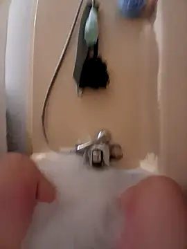 Snapshot of Lonefun4u chatting on 02/19/26, 12:28 Lonefun4u online show from 02/19/26, 12:28