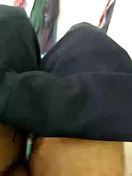 Snapshot of young_cock9 chatting on 01/12/25, 03:39 young cock9 online show from 01/12/25, 03:39