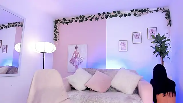 Kim ev online show from 12/04/24, 08:01