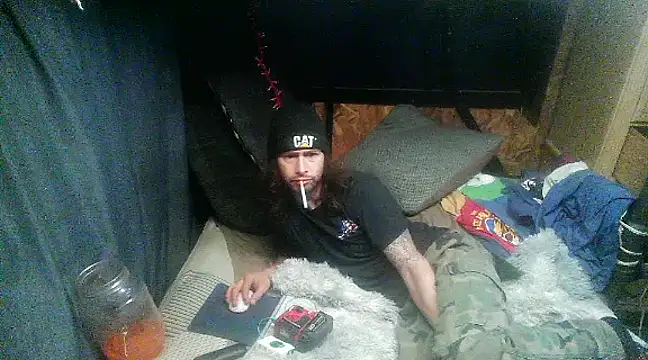 Snapshot of cdressupdiva chatting on 12/08/24, 07:32 cdressupdiva online show from 12/08/24, 07:32