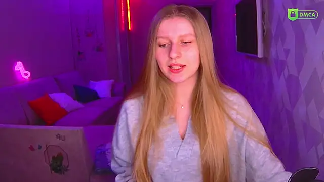 Snapshot of AmaliaQueen chatting on 01/13/25, 02:32 AmaliaQueen online show from 01/13/25, 02:32