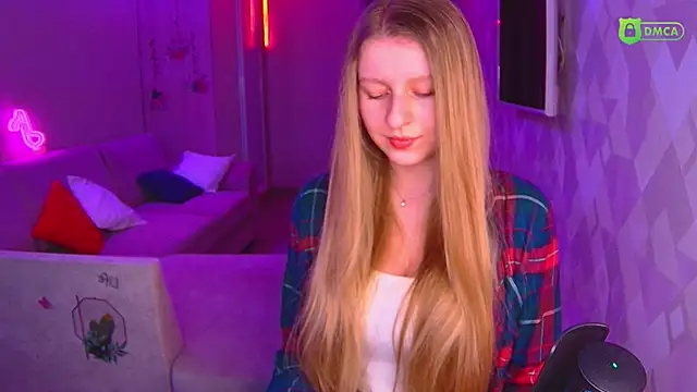 Snapshot of AmaliaQueen chatting on 01/23/25, 02:07 AmaliaQueen online show from 01/23/25, 02:07