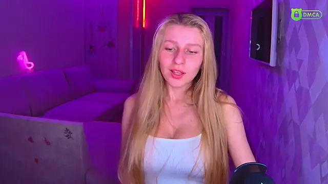 AmaliaQueen online show from 11/16/25, 02:33