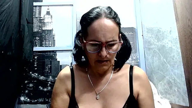 Snapshot of Nastylatinaxxx chatting on 07/18/26, 11:41 Nastylatinaxxx online show from 07/18/26, 11:41