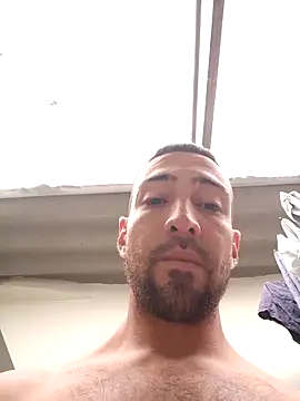 sebasxx97 online show from 02/04/26, 01:39